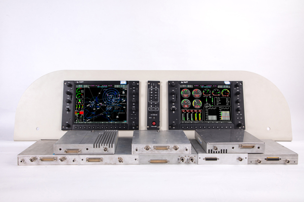 XICA-100型综合航电系统-1.jpg